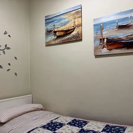 Holiday Home *