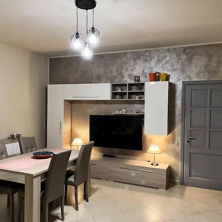 Holiday Home *