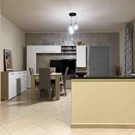 Apartament Holiday Home *
